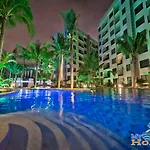 Arcadia Beach Resort